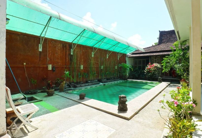 بنسيون Nira Guest House