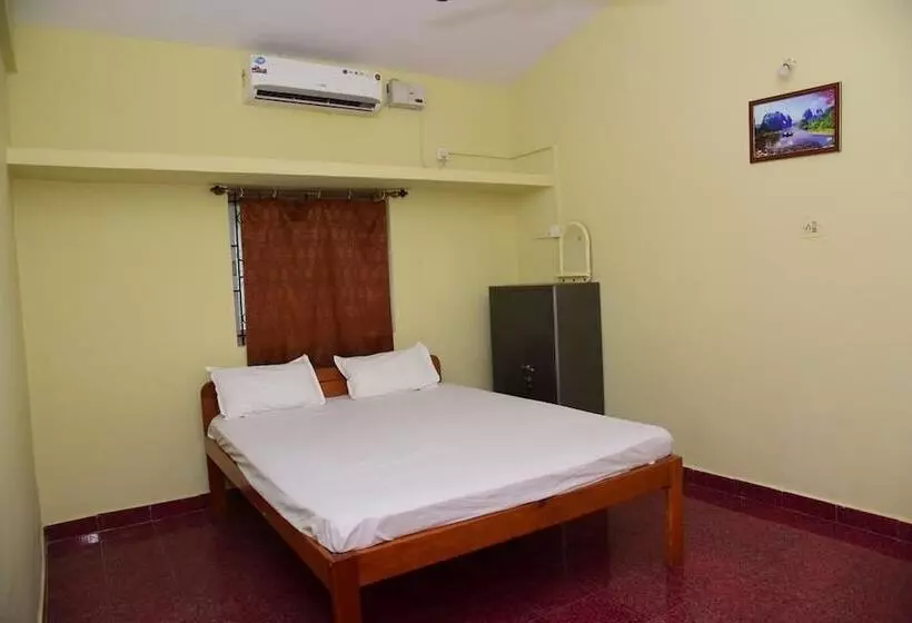 Pension Nirvaah Room Siolim Ac