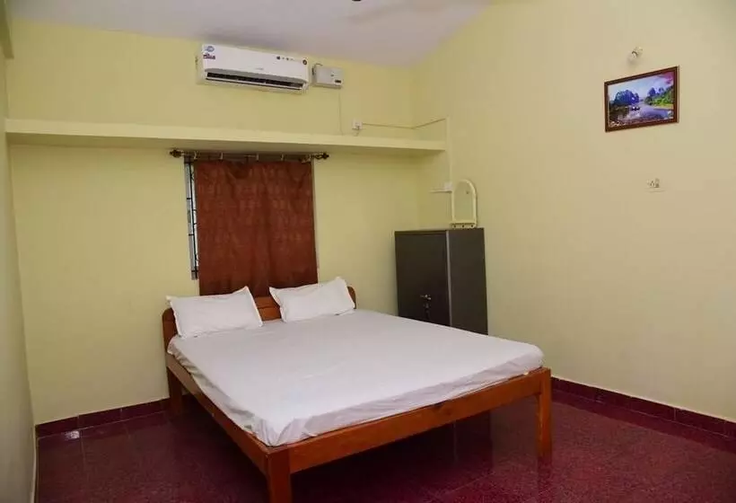 Pension Nirvaah Room Siolim Ac