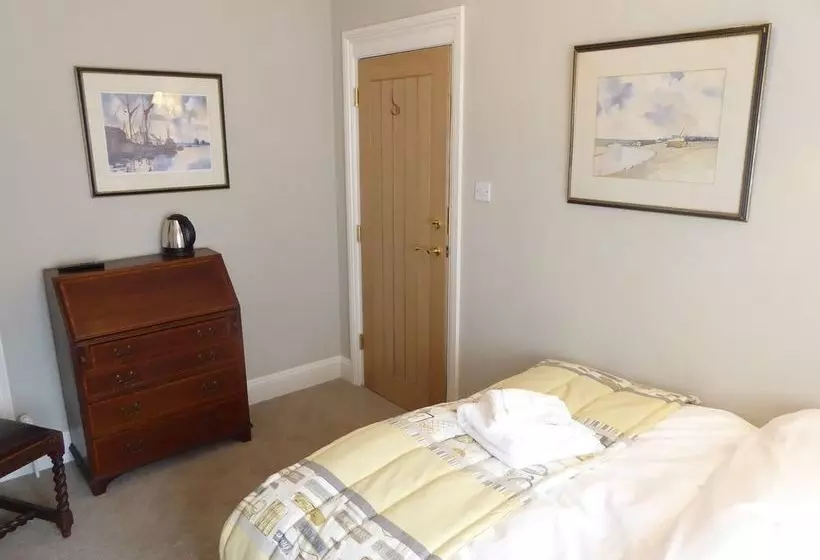 Majatalo The Gleneagles Guesthouse