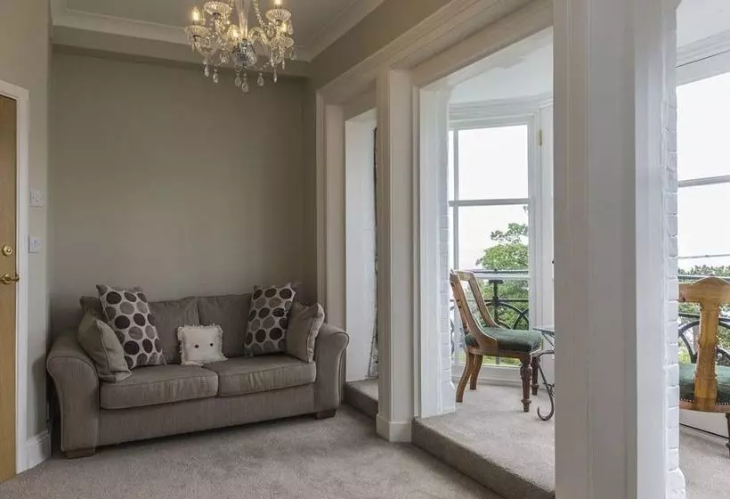 Majatalo The Gleneagles Guesthouse