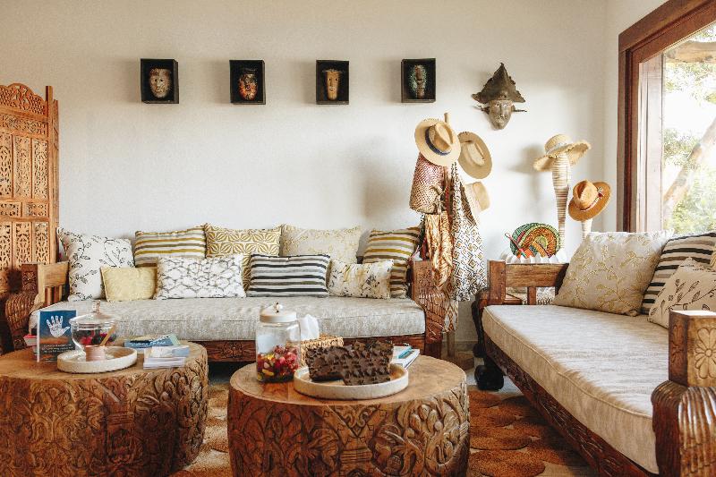 Petunia Ibiza, A Beaumier