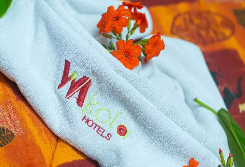 Wakola Hotel Cheikh Anta Diop