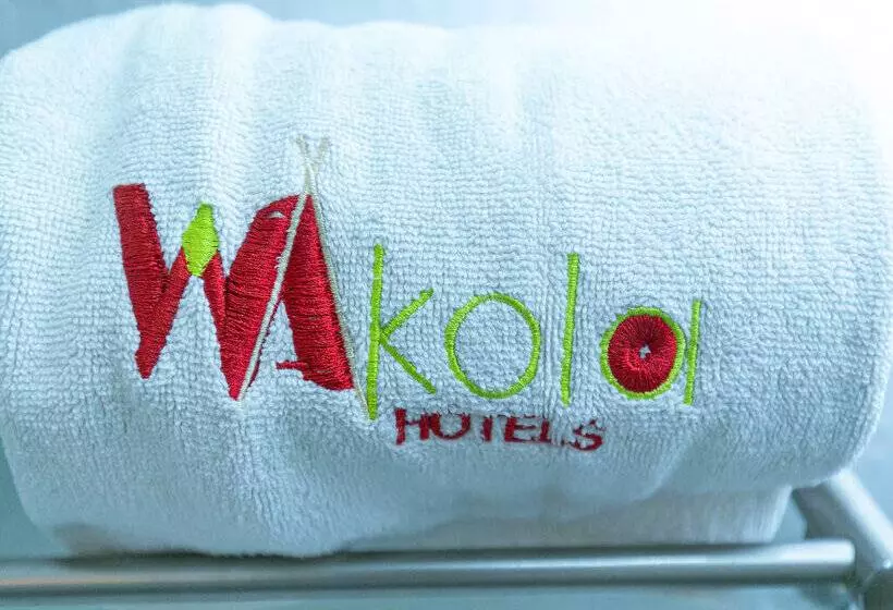 Wakola Hotel Cheikh Anta Diop