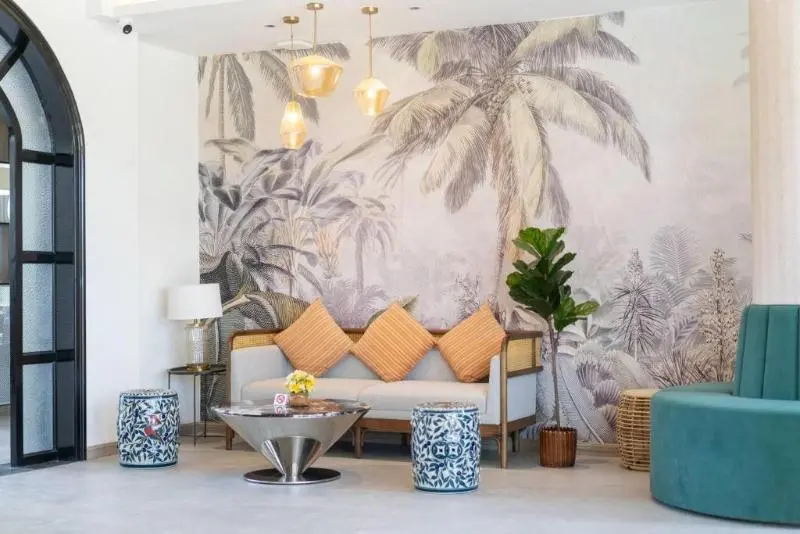 ホテル Howard Johnson By Wyndham Phuket Naiyang