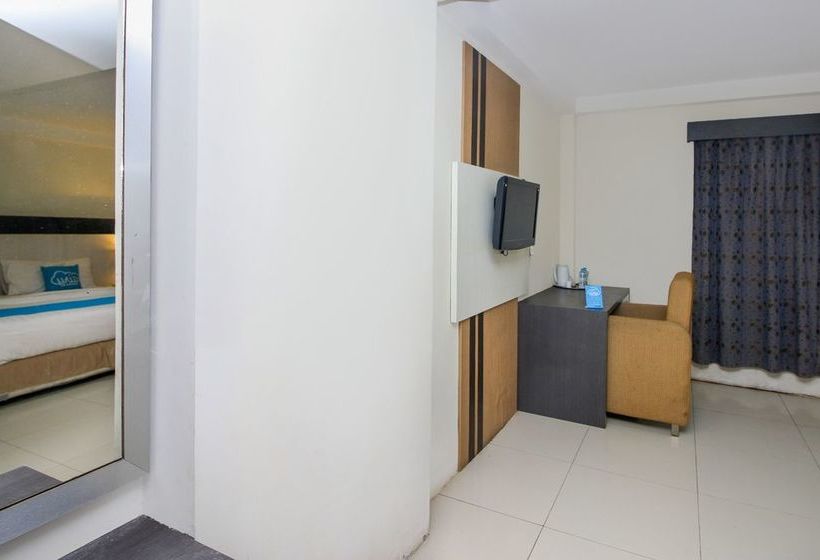 Отель Airy Kendari Barat Diponegoro 75