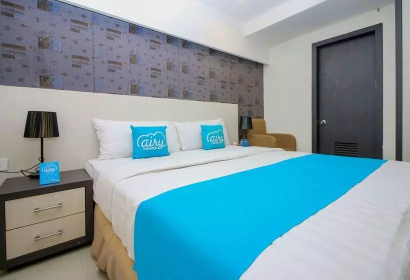 ホテル Airy Kendari Barat Diponegoro 75