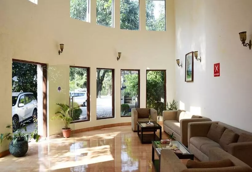 Hotelli Oyo 3069 Garjiya