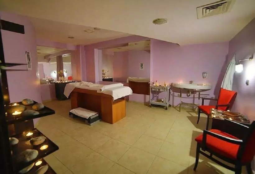 Hotelli Roza Resort Thermal