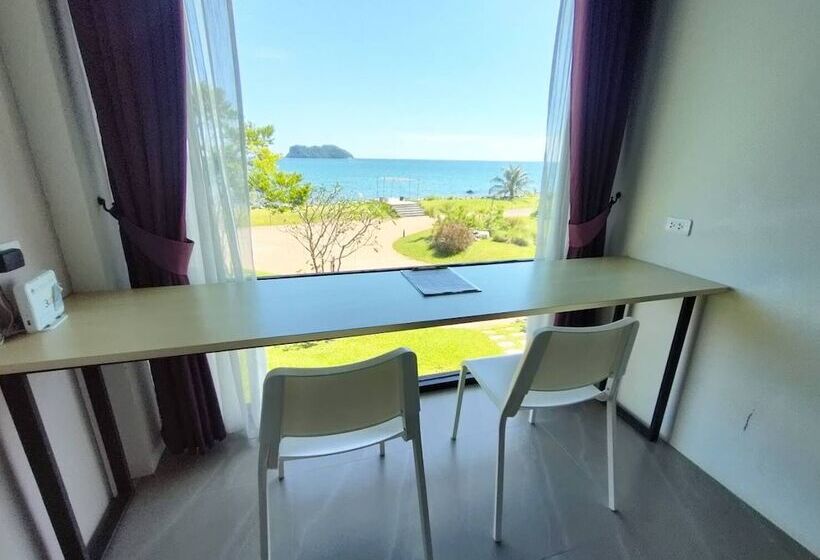 Hotel The Beach Resort & Residence   Sha Plus