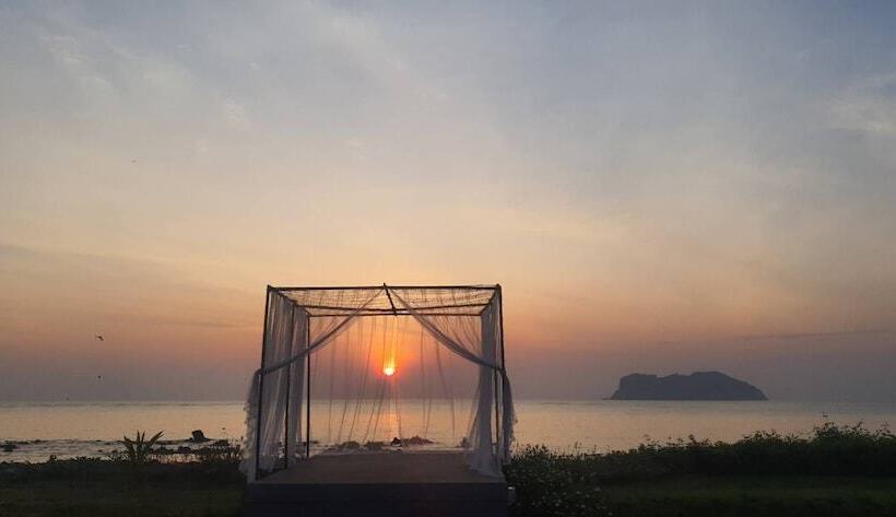 Hotel The Beach Resort & Residence   Sha Plus