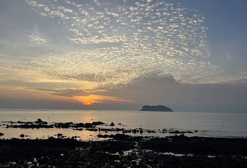 Hotel The Beach Resort & Residence   Sha Plus