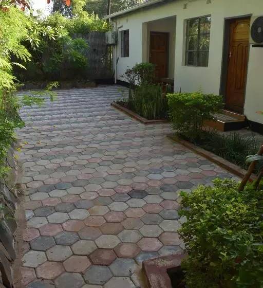 Majatalo Tabonina Bis