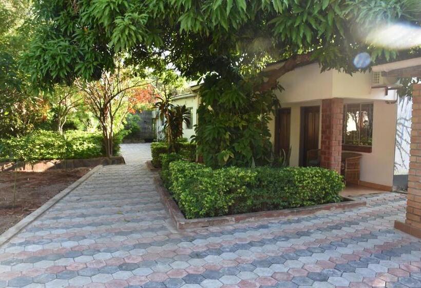 پانسیون Tabonina Bis