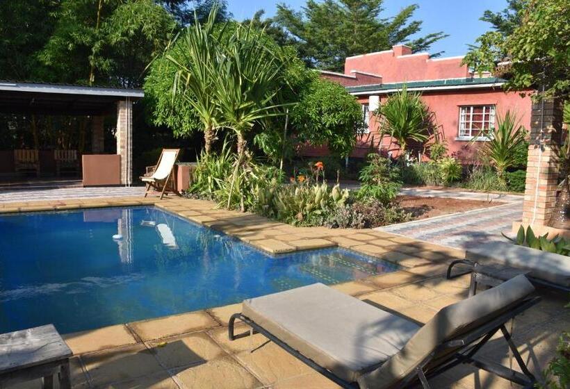 پانسیون Tabonina Bis