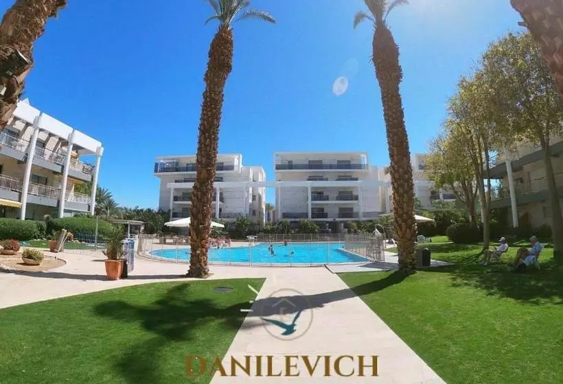 Royal Park Eilat