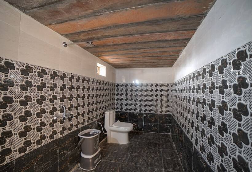 Sunrise Desert Resort