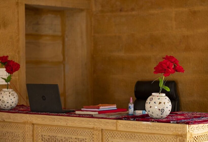 Sunrise Desert Resort