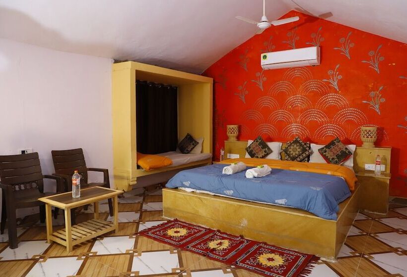 Sunrise Desert Resort