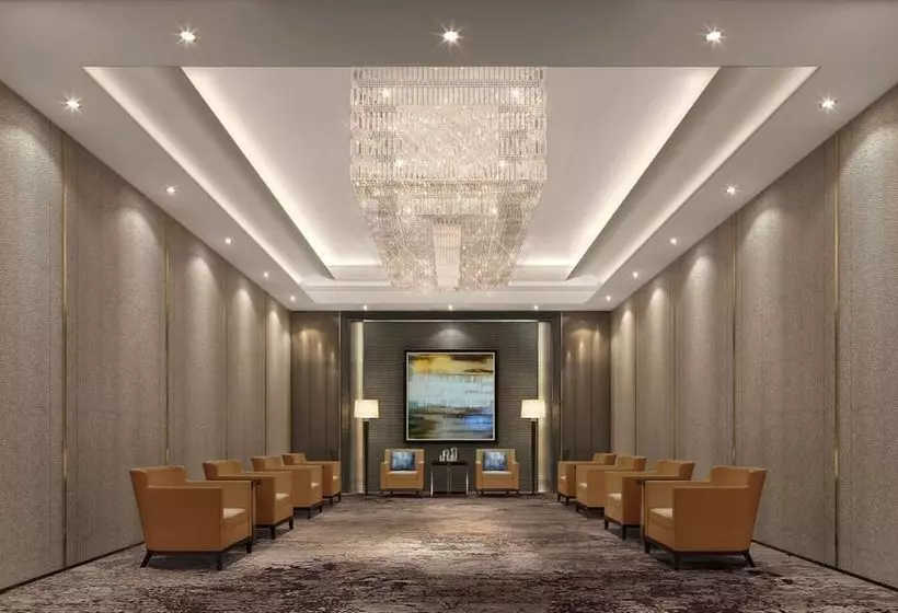 Hotelli Longyan Jinghua Fliport