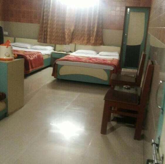 בית מלון כפרי Meera