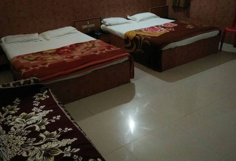 בית מלון כפרי Meera