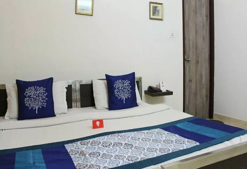 ホテル Oyo 3956 Home Stay Punjabi Handi