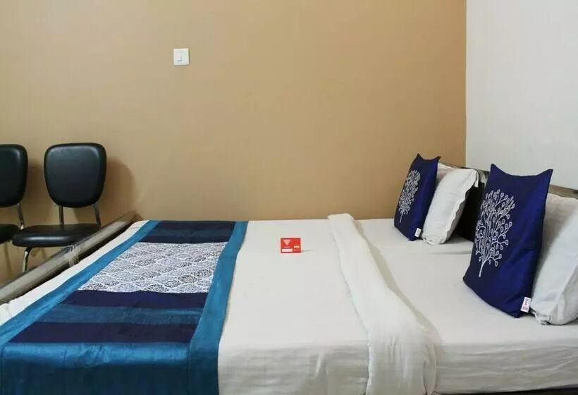 ホテル Oyo 3956 Home Stay Punjabi Handi