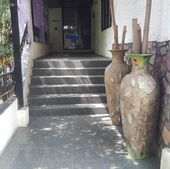 Отель President