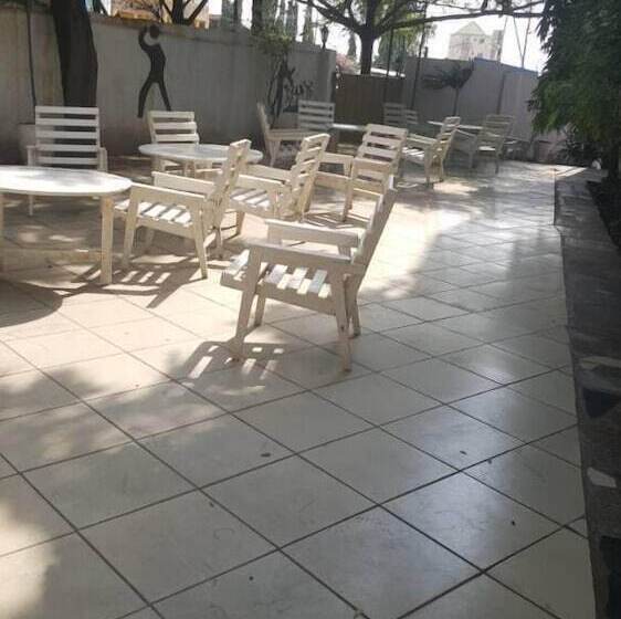 Отель President