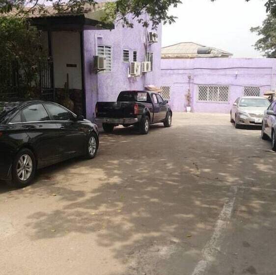 Отель President