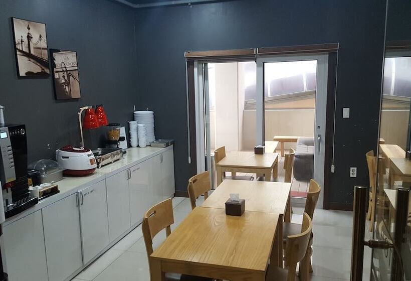 בית מלון כפרי River