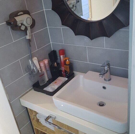 בית מלון כפרי River