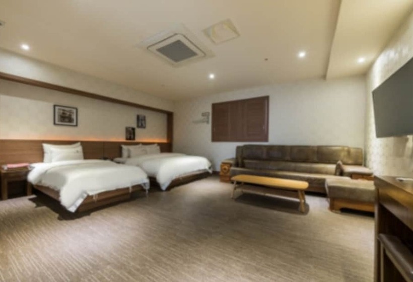 בית מלון כפרי River