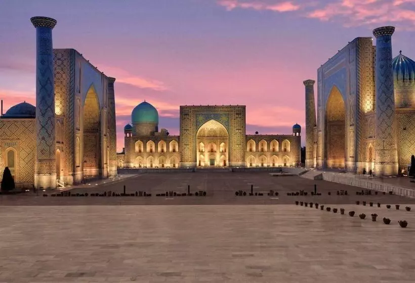 Hotel Samarkand Travel