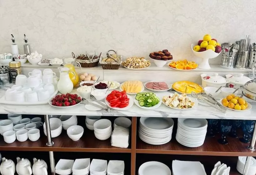 Hotel Samarkand Travel