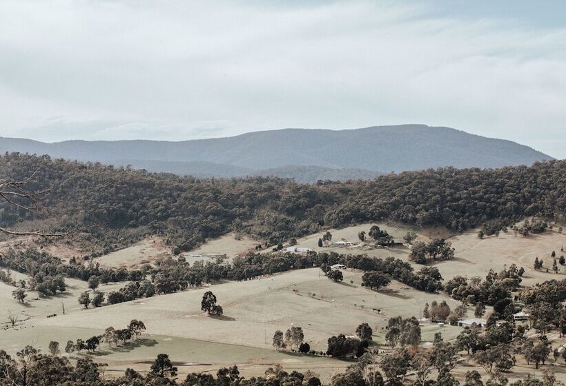 Kangaroo Ridge Retreat