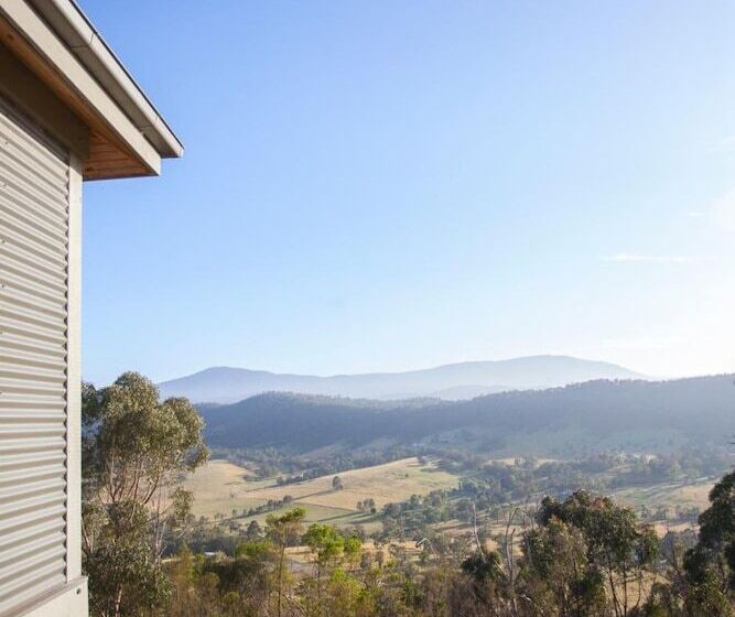 Kangaroo Ridge Retreat