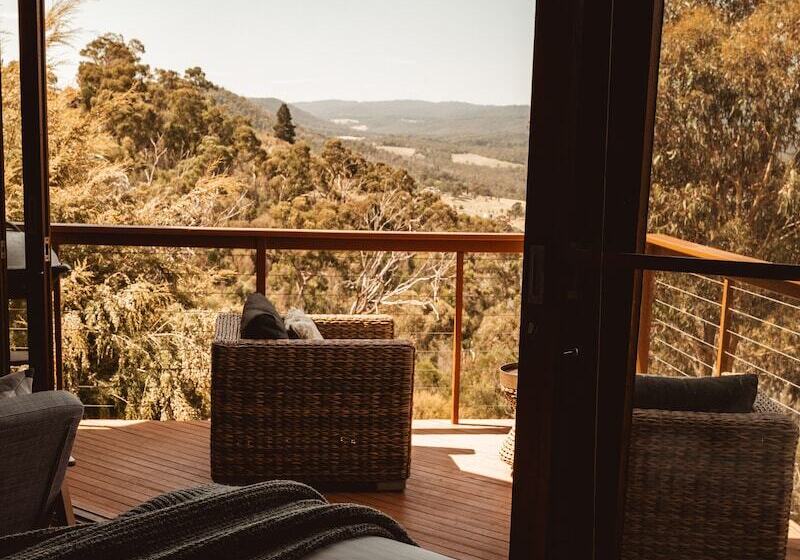Kangaroo Ridge Retreat