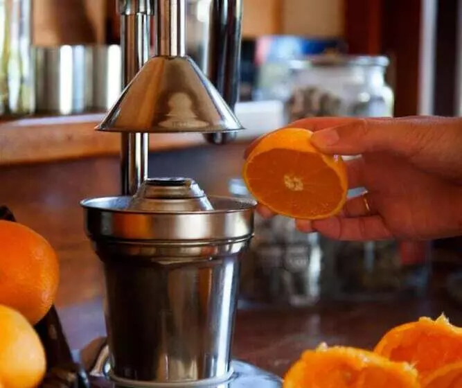 Kangaroo Ridge Retreat