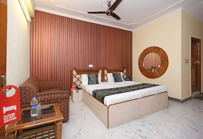 Oyo 9554 Hotel Grand Plaza