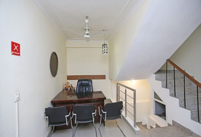 Oyo 9554 Hotel Grand Plaza