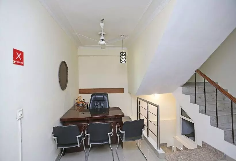 Oyo 9554 Hotel Grand Plaza