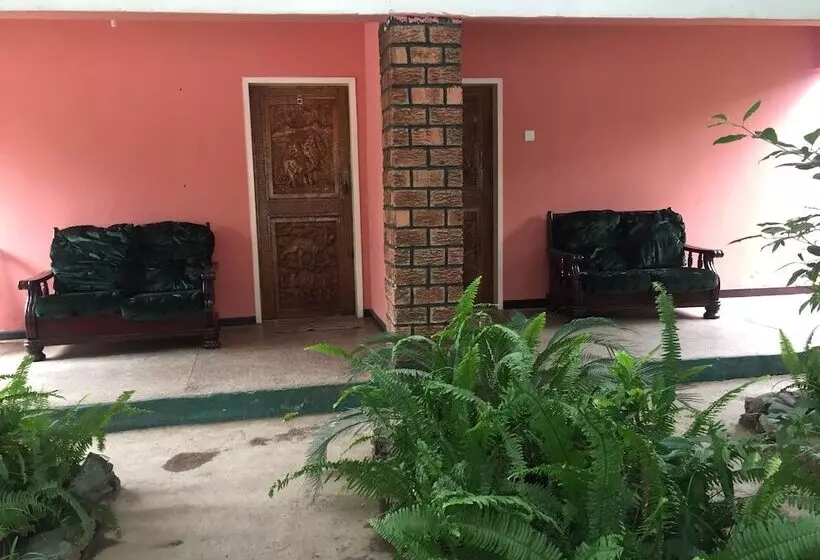 پانسیون Divine Guest House