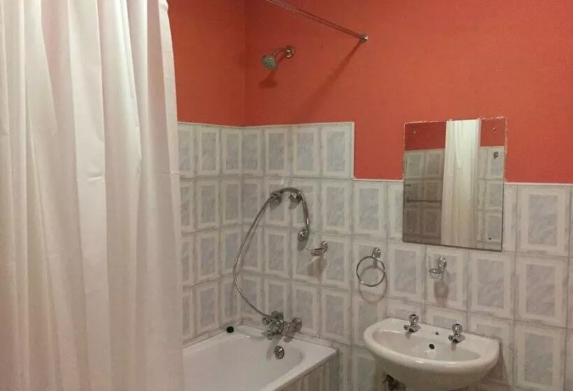 پانسیون Divine Guest House