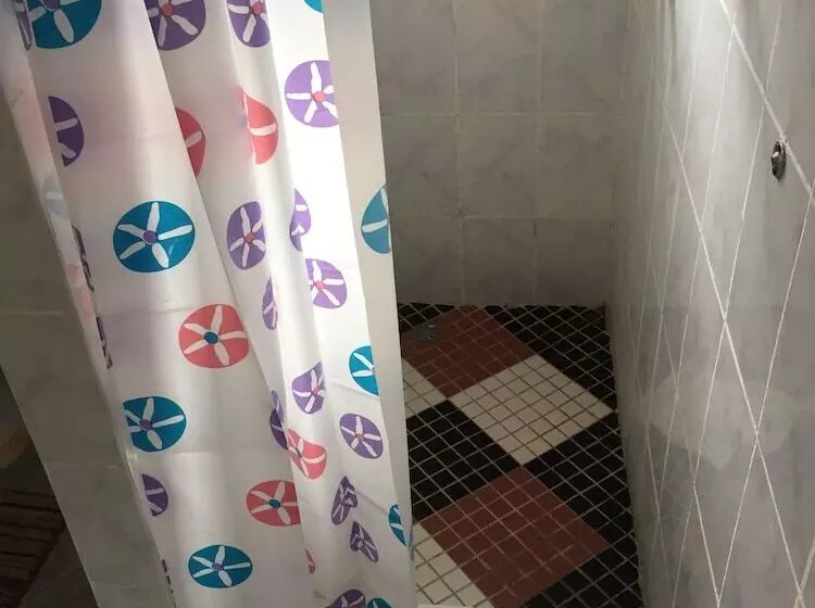 پانسیون Divine Guest House