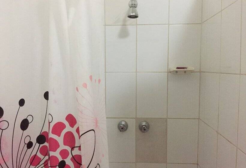 پانسیون Divine Guest House