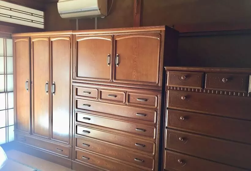 Majatalo Guesthouse Face To Face