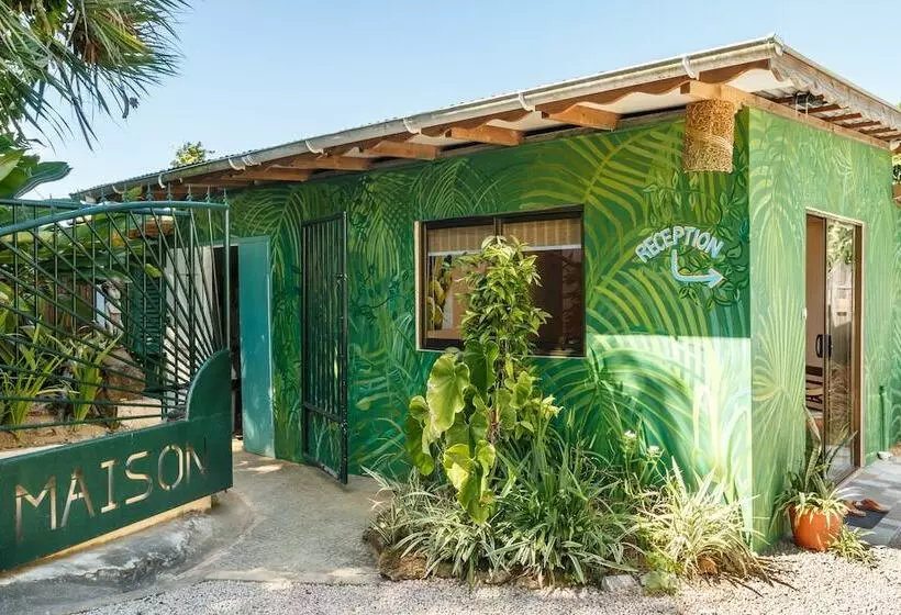 پانسیون Maison Soleil