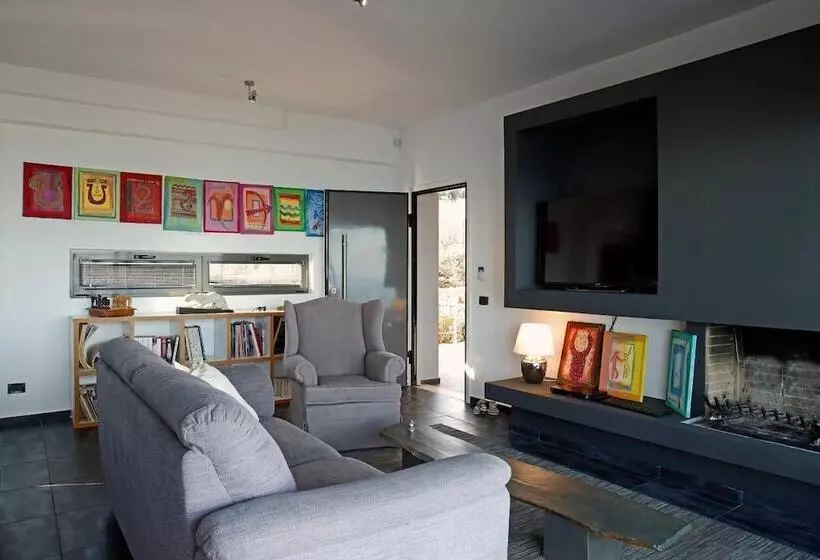 Seaview Villa Schinias